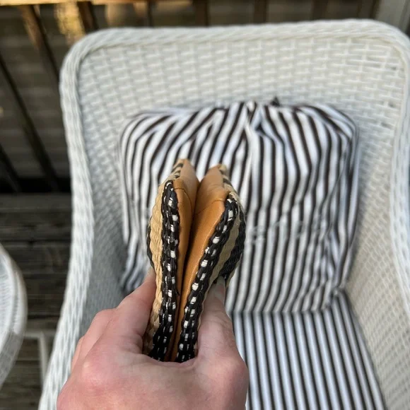 Henri Bendel Dark Brown and Tan Raffia Clutch/Wristlet - Picture 7 of 12